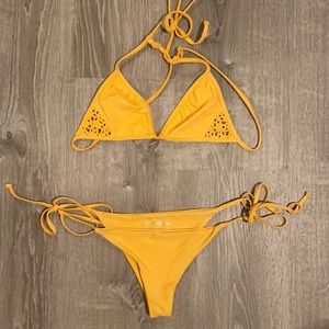 Frankies tanner top and marley bottom in mango